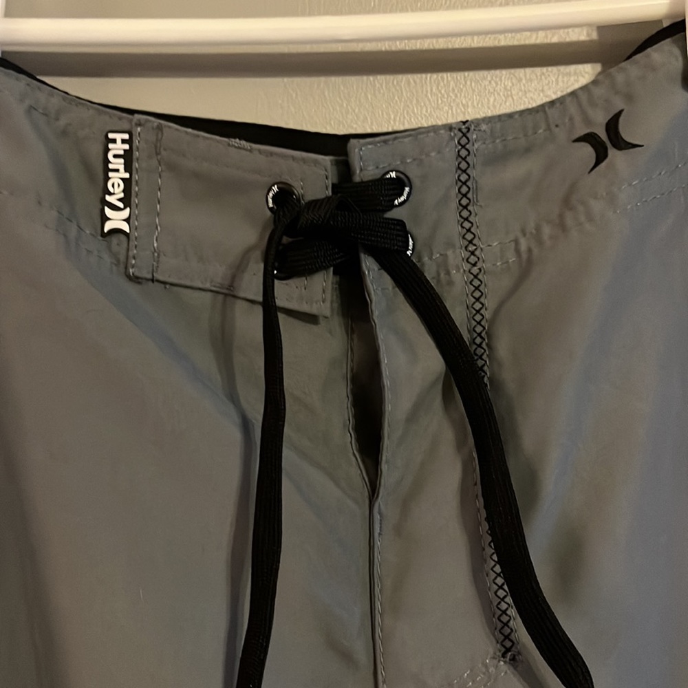 Mens Hurley Board Shorts Size 33 - Picture 3 of 6
